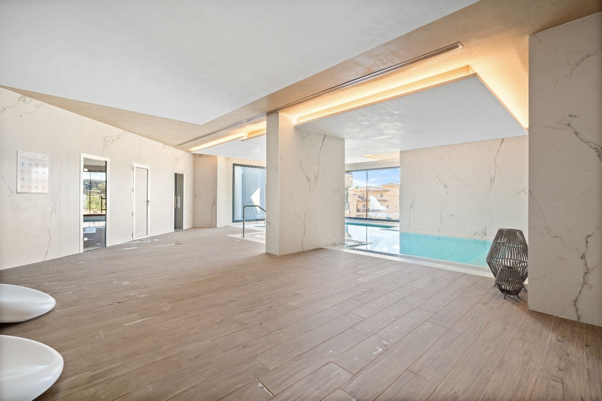 3 Bed Apartment for sale in Selwo Costa Del Sol, Málaga, Spain