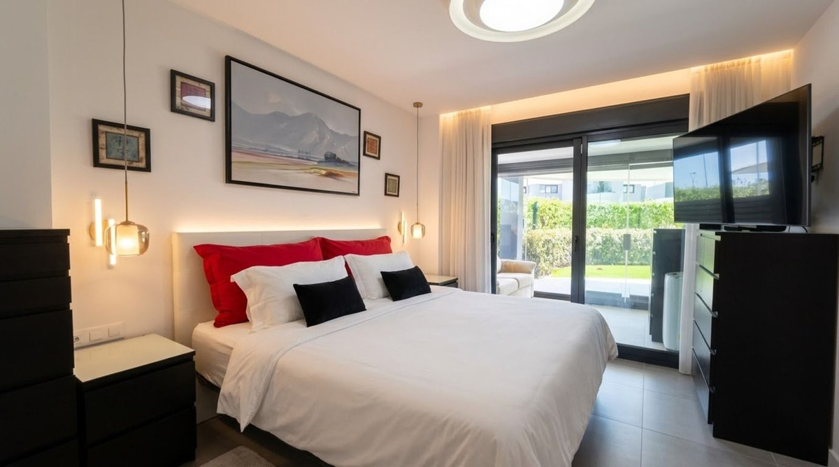 3 Bed Apartment for sale in Selwo Costa Del Sol, Málaga, Spain