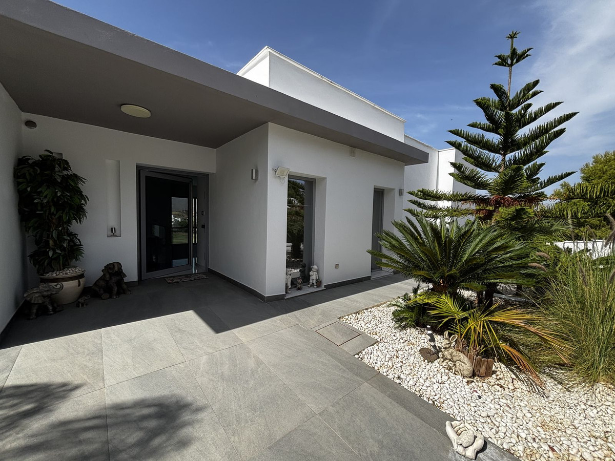 3 Bed Townhouse for sale in La Cala Golf Costa Del Sol, Málaga, Spain