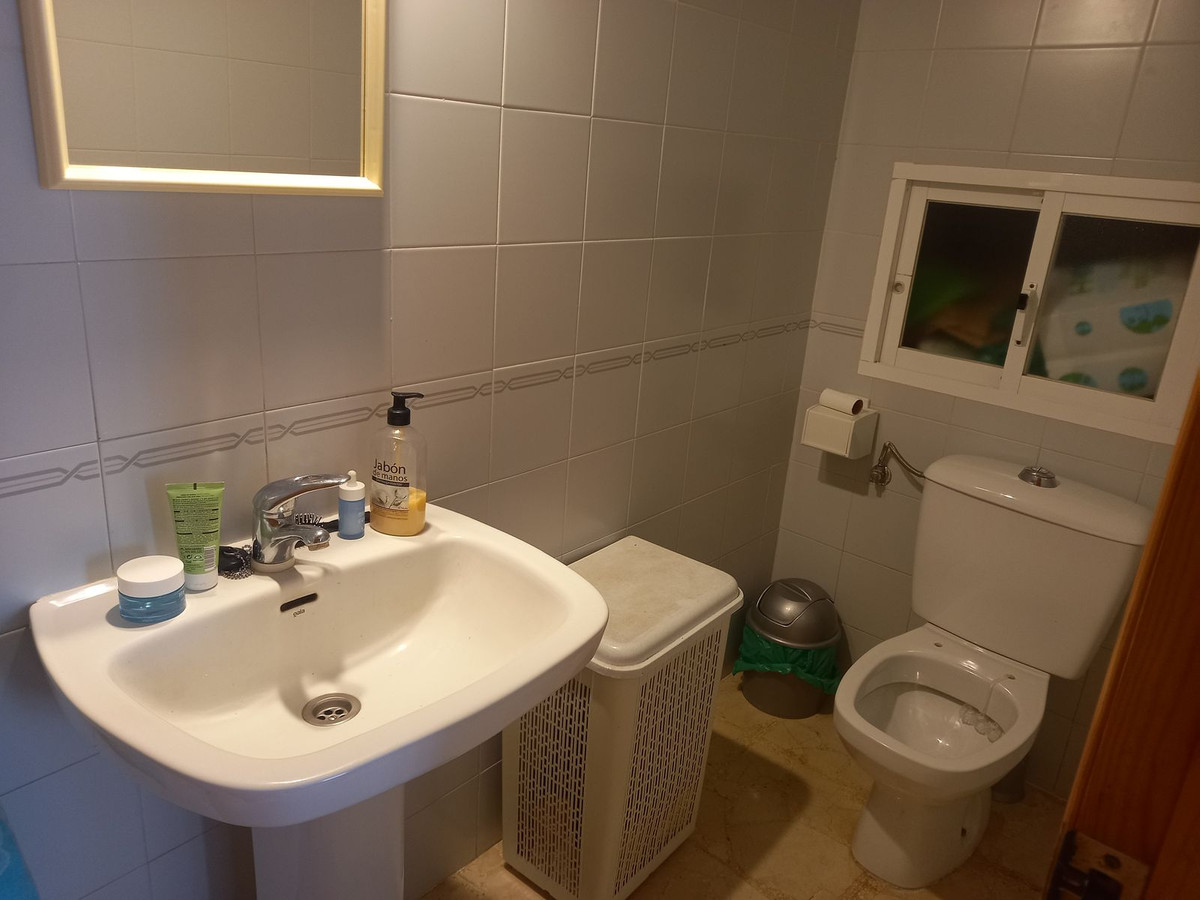 4 Bed Townhouse for sale in Estepona Costa Del Sol, Málaga, Spain