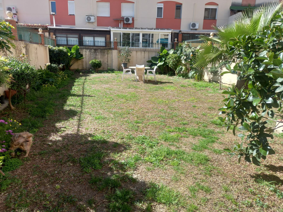 4 Bed Townhouse for sale in Estepona Costa Del Sol, Málaga, Spain