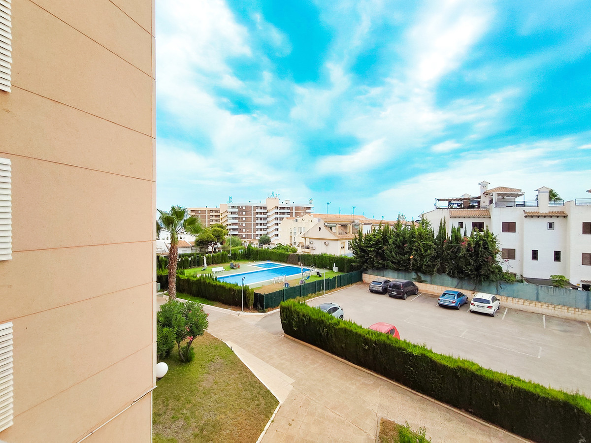 Se vende Apartamento Planta Baja de 3 dormitorios en Costa Blanca, Alicante, España