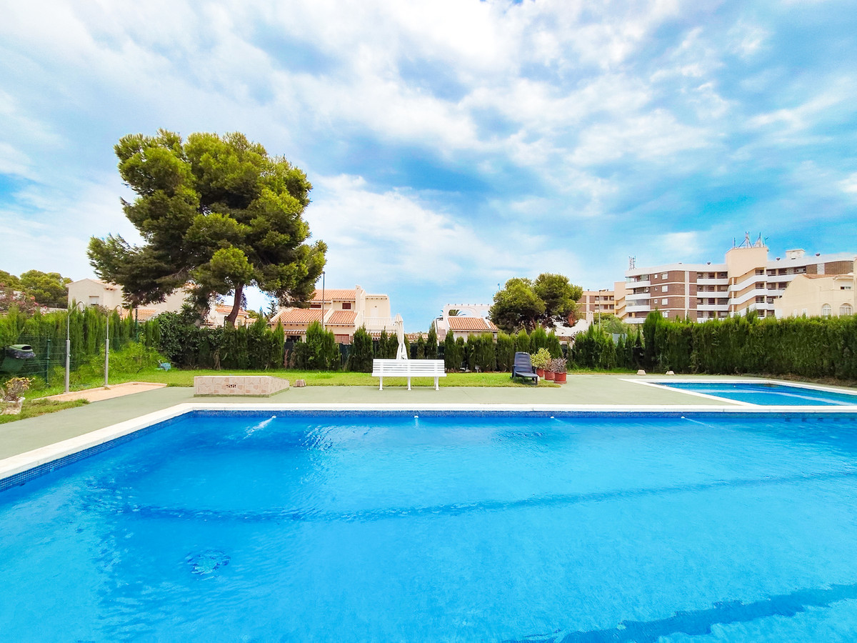 Se vende Apartamento Planta Baja de 3 dormitorios en Costa Blanca, Alicante, España