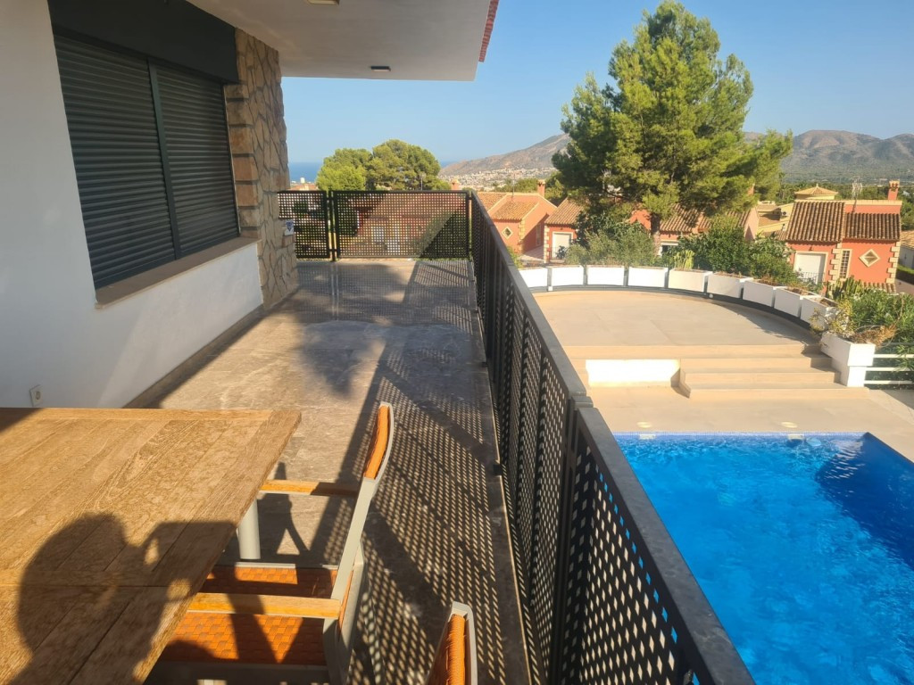 5 Bed Townhouse for sale in La Nucia Costa Blanca, Alicante, Spain
