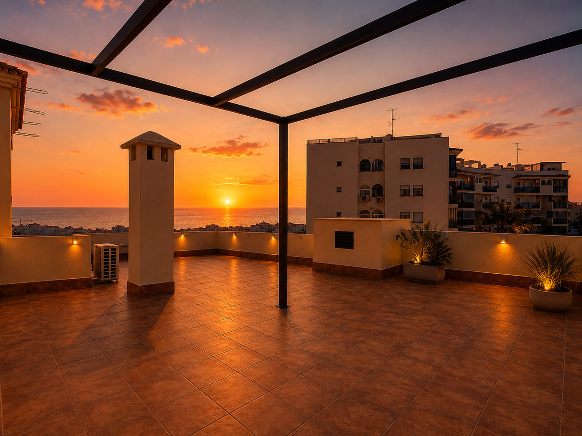 2 Bed Apartment for sale in Estepona Costa Del Sol, Málaga, Spain