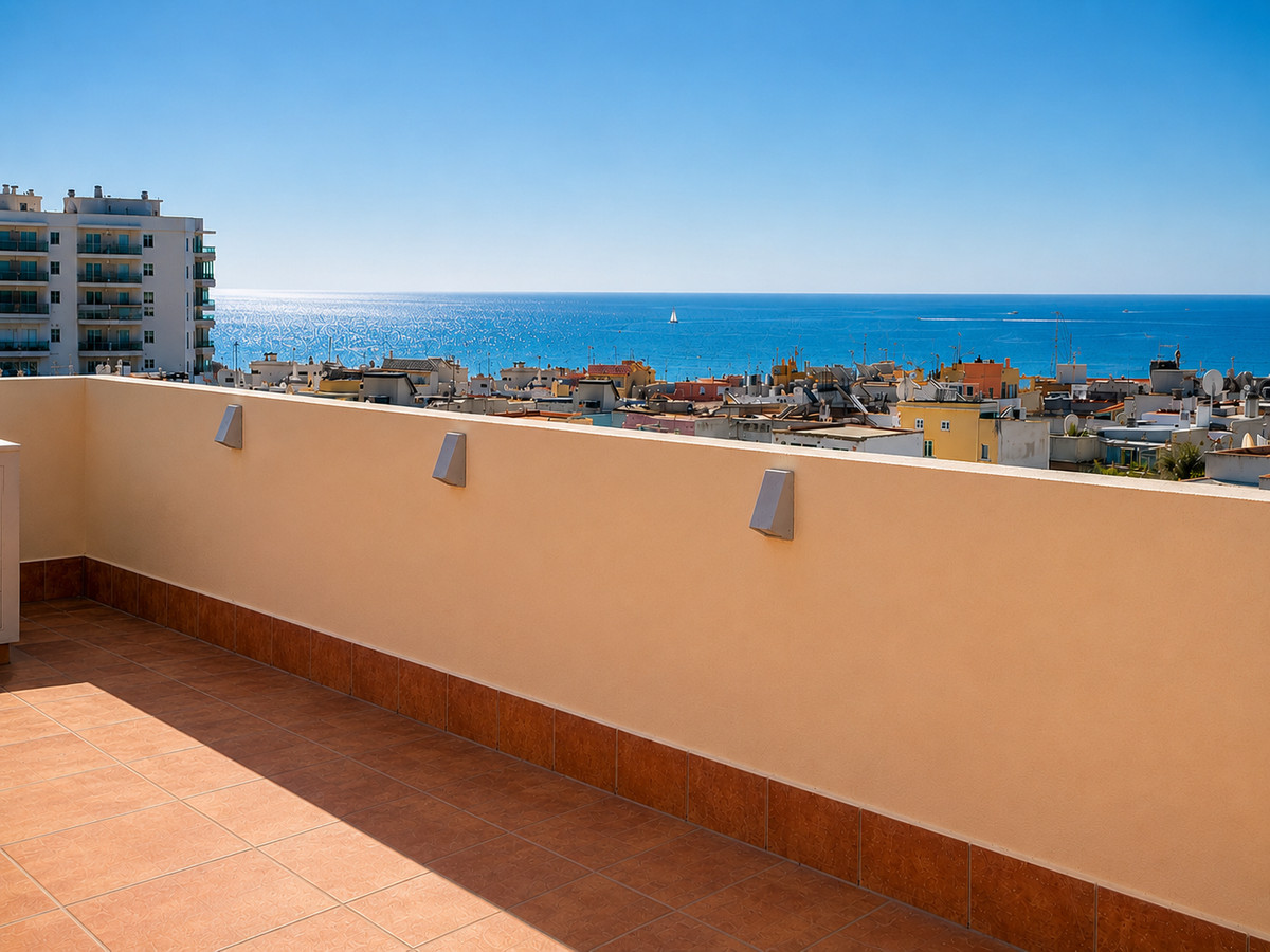 2 Bed Apartment for sale in Estepona Costa Del Sol, Málaga, Spain