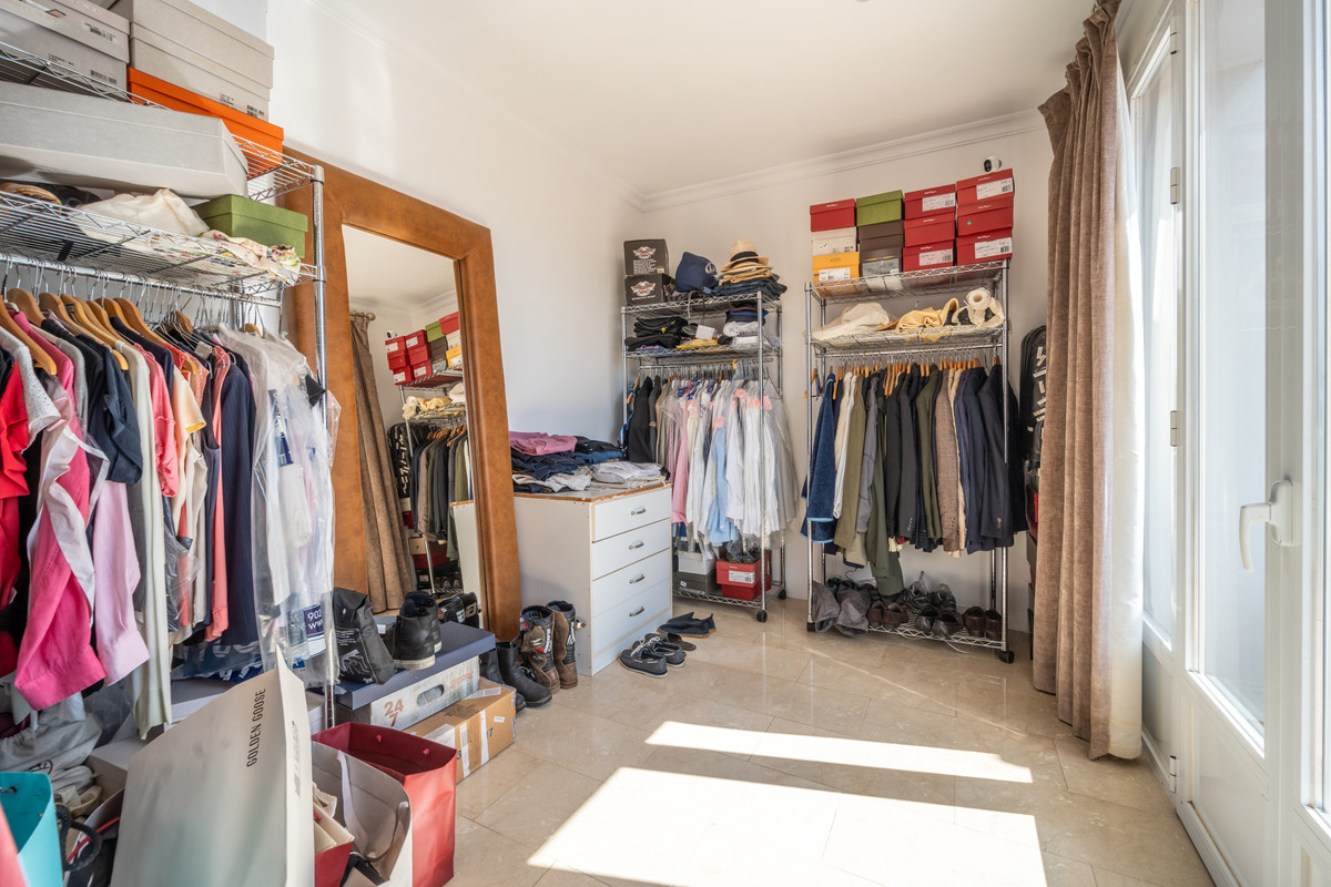 4 Bed Townhouse for sale in Istán Costa Del Sol, Málaga, Spain