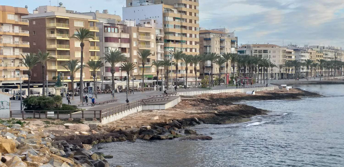 2 Bed Apartment for sale in El Acequion Costa Blanca, Alicante, Spain