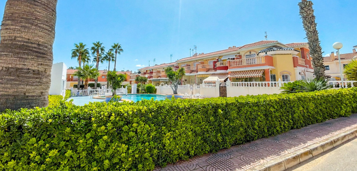 3 Bed Townhouse for sale in Dona Pepa Costa Blanca, Alicante, Spain