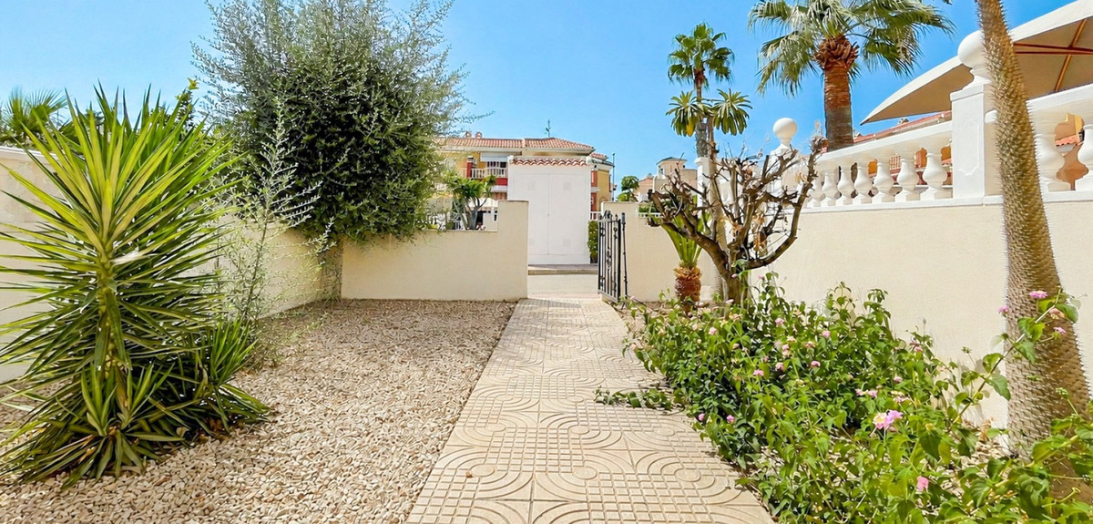 3 Bed Townhouse for sale in Dona Pepa Costa Blanca, Alicante, Spain