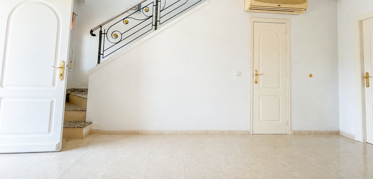 3 Bed Townhouse for sale in Dona Pepa Costa Blanca, Alicante, Spain