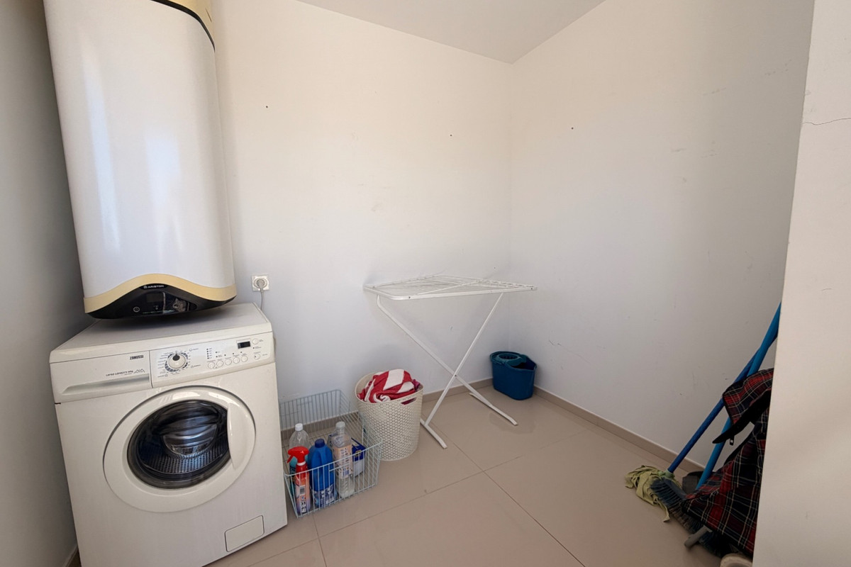 2 Bed Apartment for sale in Dona Pepa Costa Blanca, Alicante, Spain