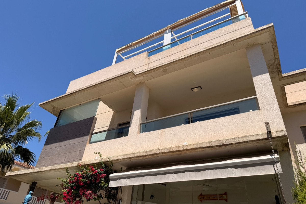 2 Bed Apartment for sale in Dona Pepa Costa Blanca, Alicante, Spain