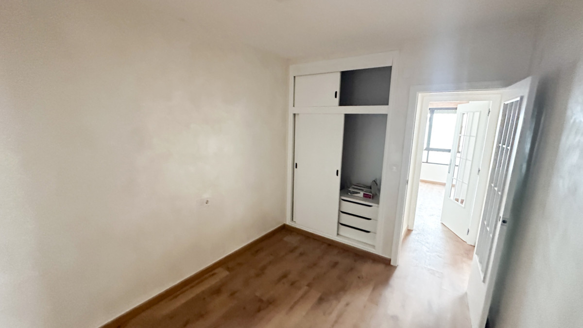 2 Bed Apartment for sale in Playa De Los Locos Costa Blanca, Alicante, Spain