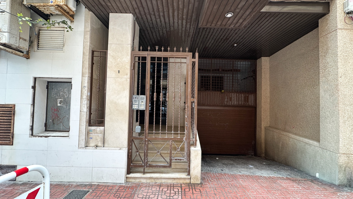 2 Bed Apartment for sale in Playa De Los Locos Costa Blanca, Alicante, Spain