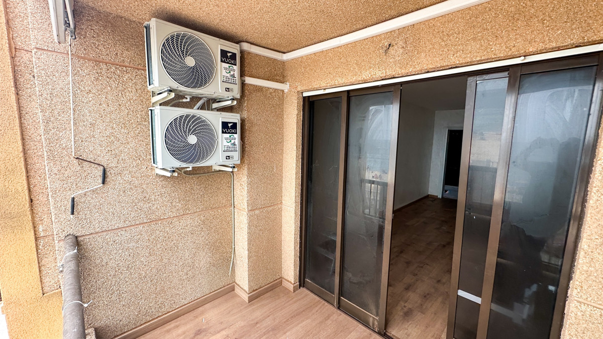 2 Bed Apartment for sale in Playa De Los Locos Costa Blanca, Alicante, Spain