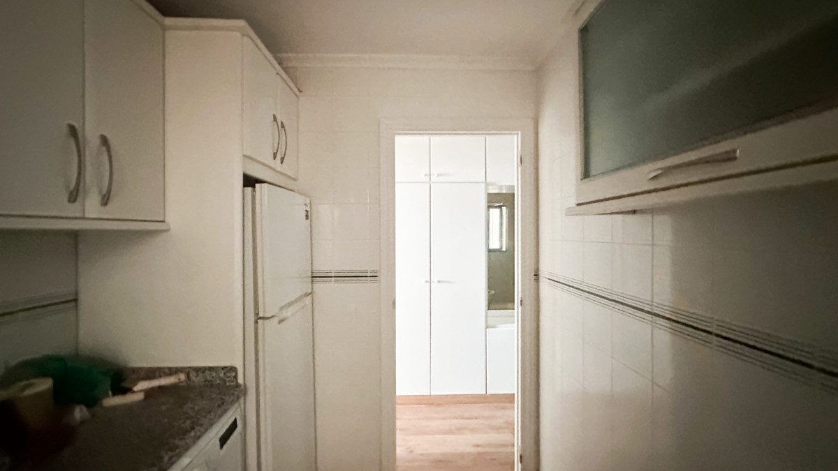 2 Bed Apartment for sale in Playa De Los Locos Costa Blanca, Alicante, Spain
