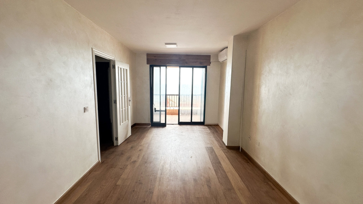 2 Bed Apartment for sale in Playa De Los Locos Costa Blanca, Alicante, Spain
