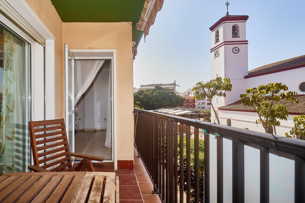 3 Bed Apartment for sale in Fuengirola Costa Del Sol, Málaga, Spain