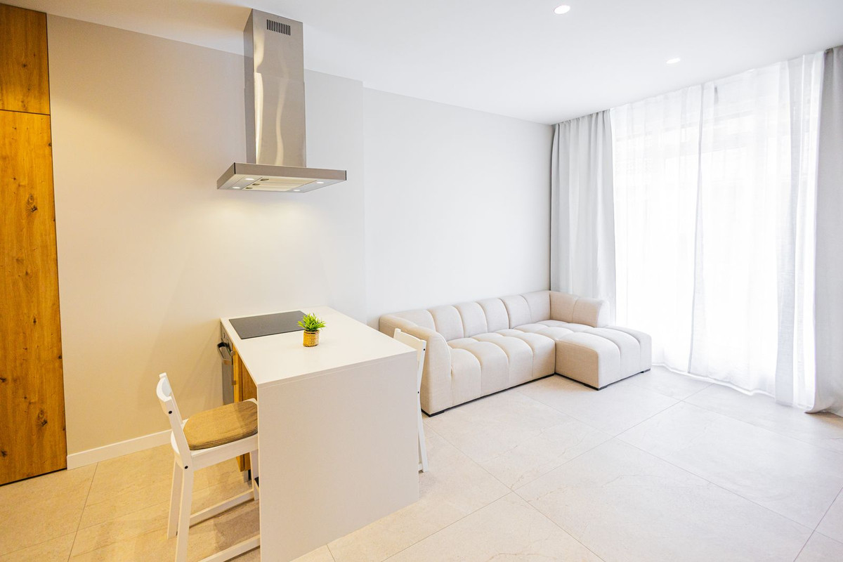 2 Bed Apartment for sale in Alicante Costa Blanca, Alicante, Spain