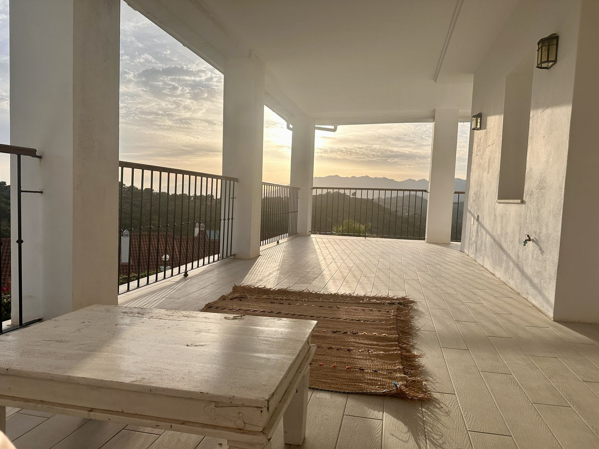 Se vende Adosada de 5 dormitorios en Costa Del Sol, Málaga, España
