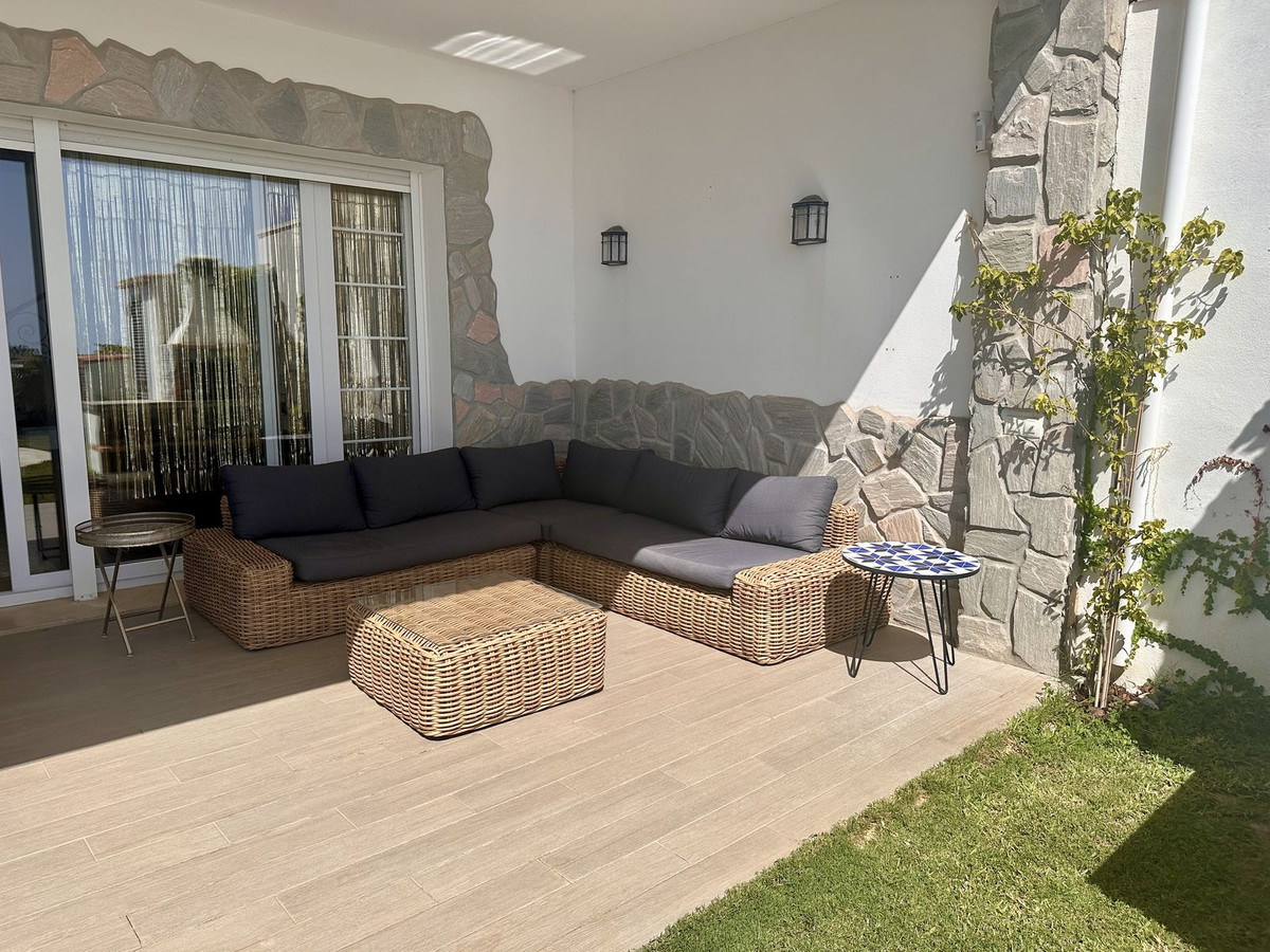 Se vende Adosada de 5 dormitorios en Costa Del Sol, Málaga, España