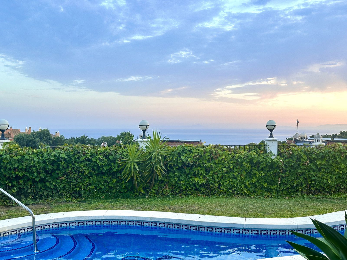 Se vende Adosada de 5 dormitorios en Costa Del Sol, Málaga, España