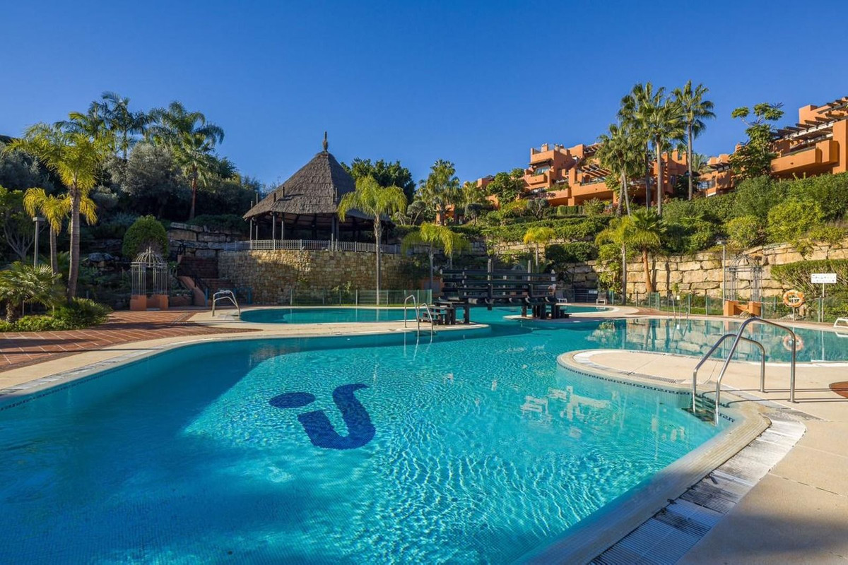 Se vende Apartamento Planta Baja de 4 dormitorios en Costa Del Sol, Málaga, España
