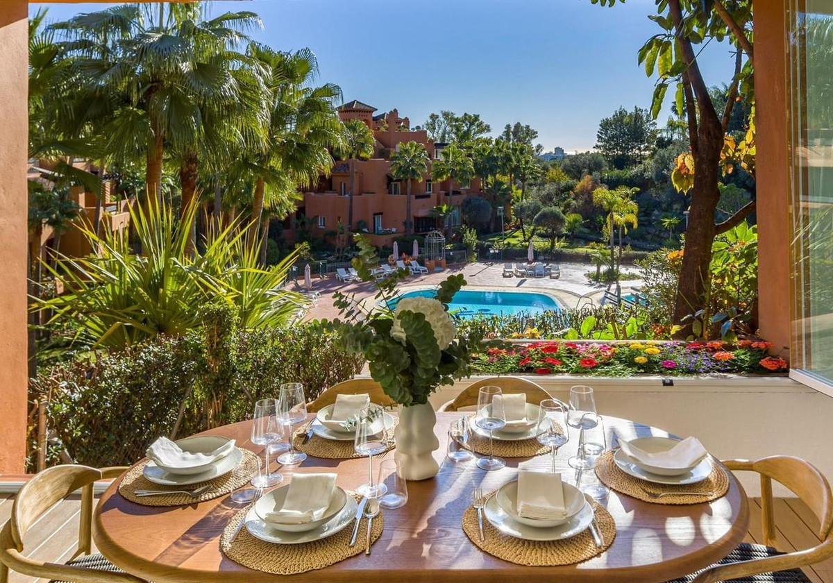 Se vende Apartamento Planta Baja de 4 dormitorios en Costa Del Sol, Málaga, España