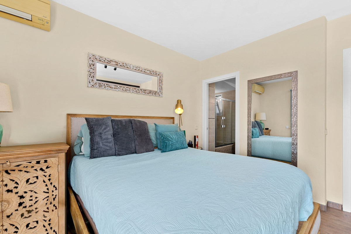 5 Bed Townhouse for sale in Estepona Costa Del Sol, Málaga, Spain