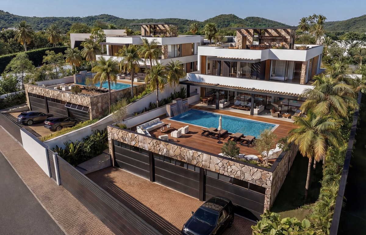 Se vende Villa - Chalet de 5 dormitorios en Costa Del Sol, Málaga, España