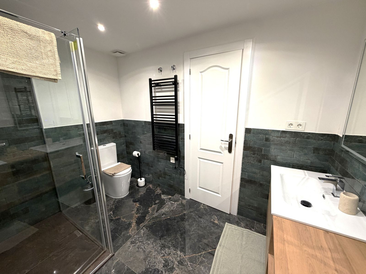 Se vende Apartamento Planta Baja de 2 dormitorios en Costa Del Sol, Málaga, España