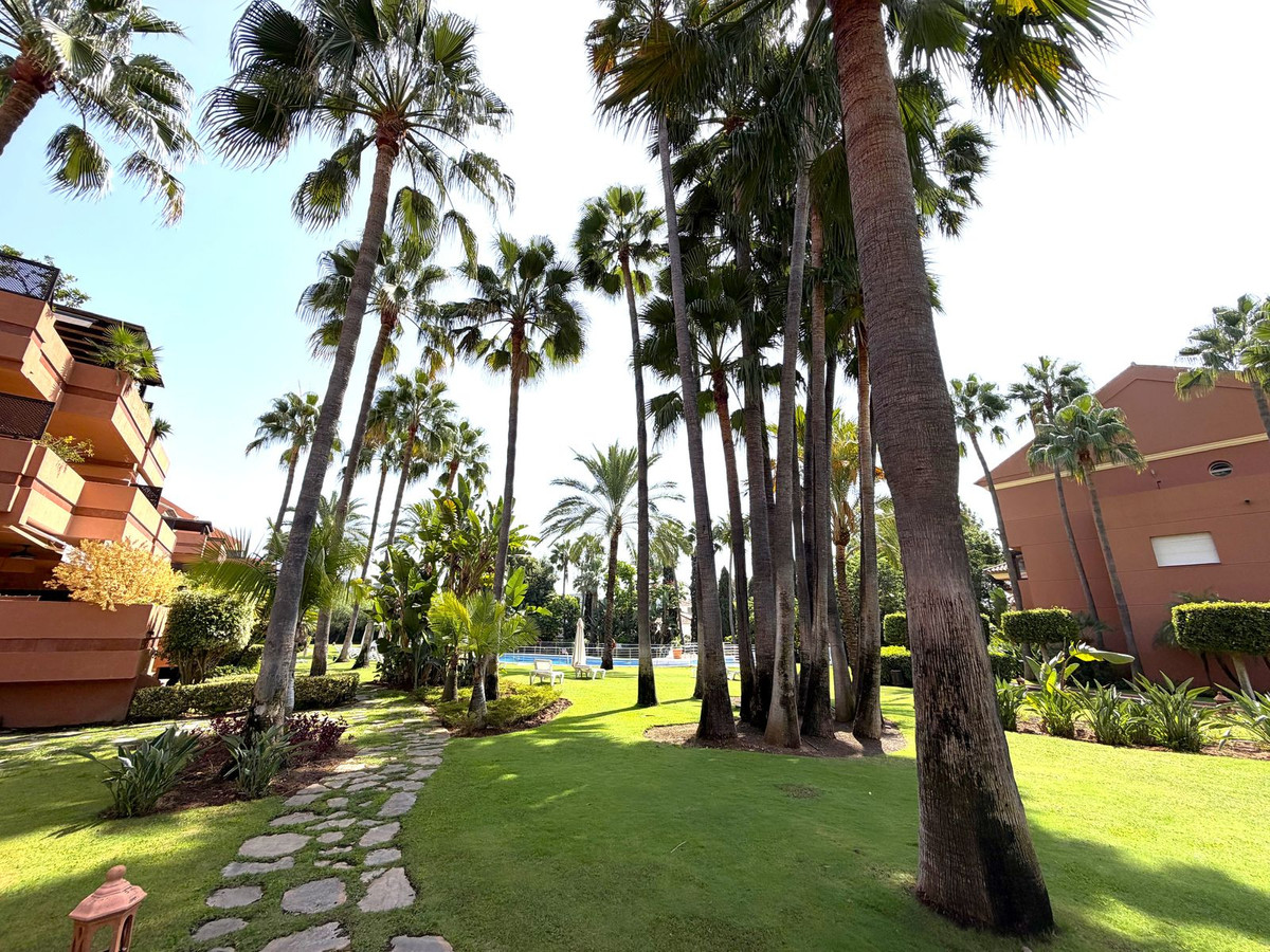 Se vende Apartamento Planta Baja de 2 dormitorios en Costa Del Sol, Málaga, España