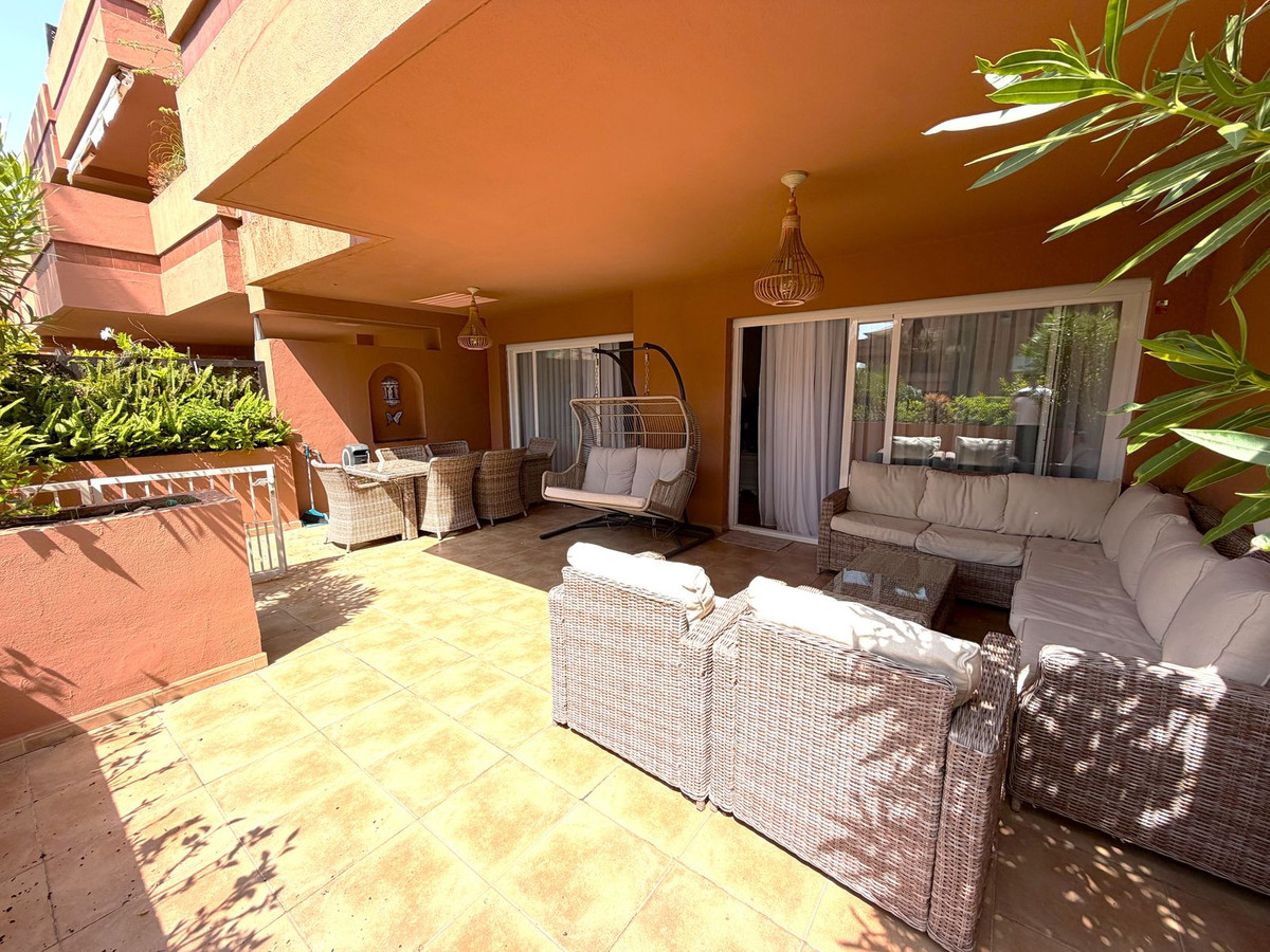 Se vende Apartamento Planta Baja de 2 dormitorios en Costa Del Sol, Málaga, España