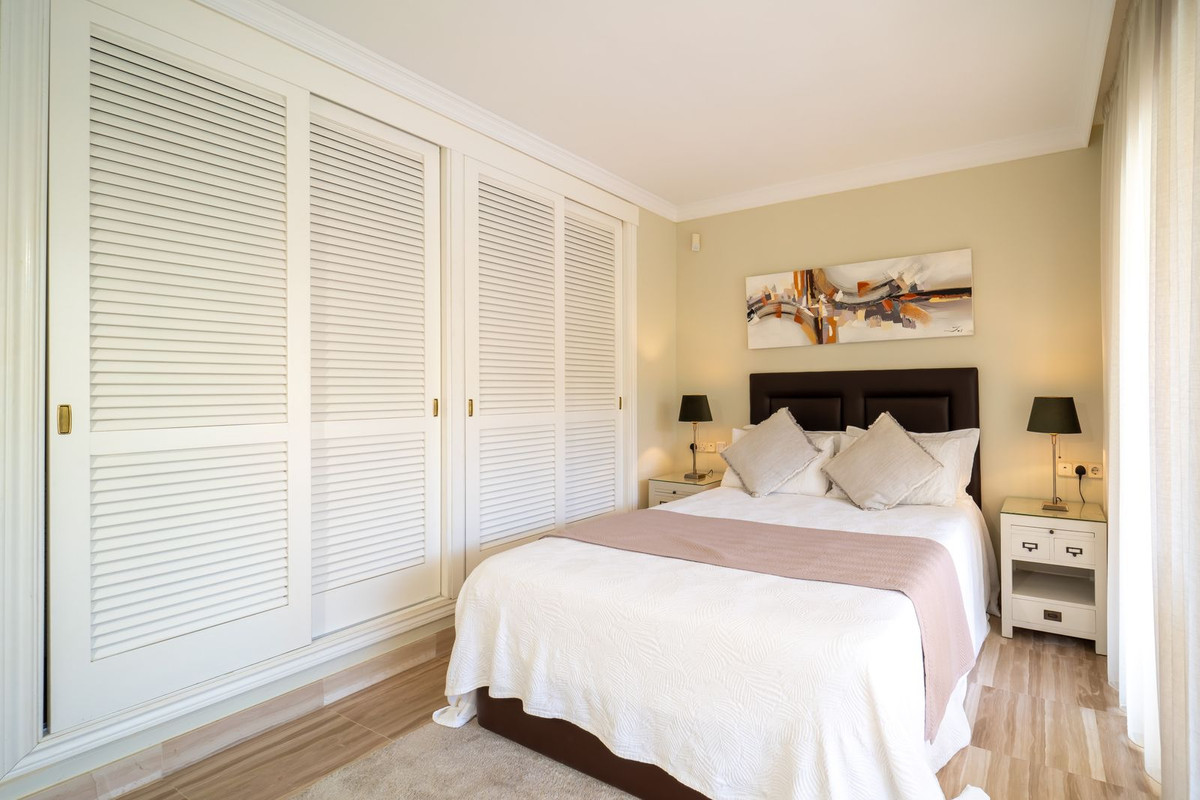 Se vende Apartamento Planta Media de 3 dormitorios en Costa Del Sol, Málaga, España