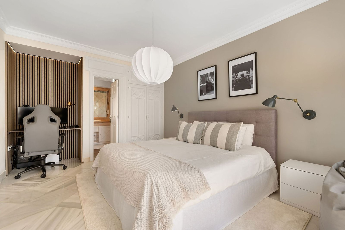 5 Bed Townhouse for sale in Guadalmina Baja Costa Del Sol, Málaga, Spain