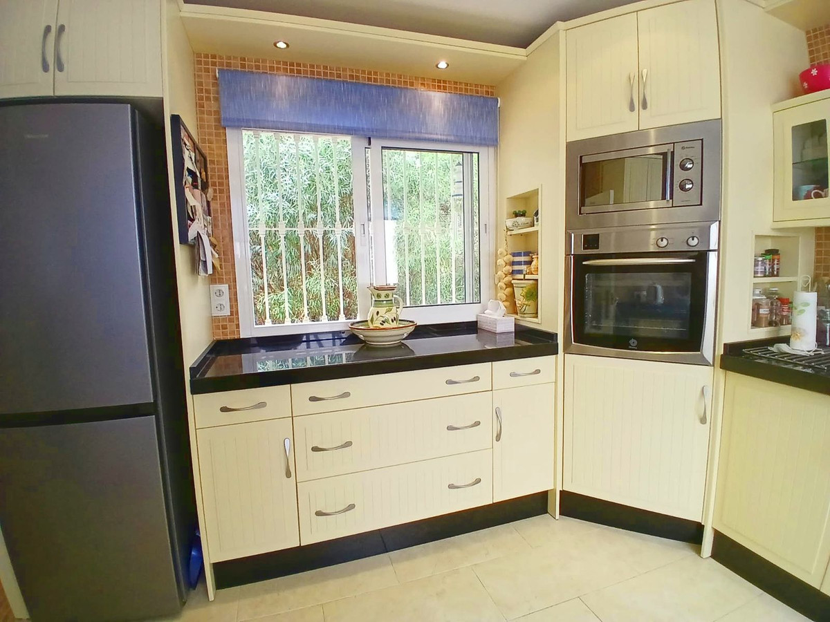 3 Bed Apartment for sale in Torrequebrada Costa Del Sol, Málaga, Spain