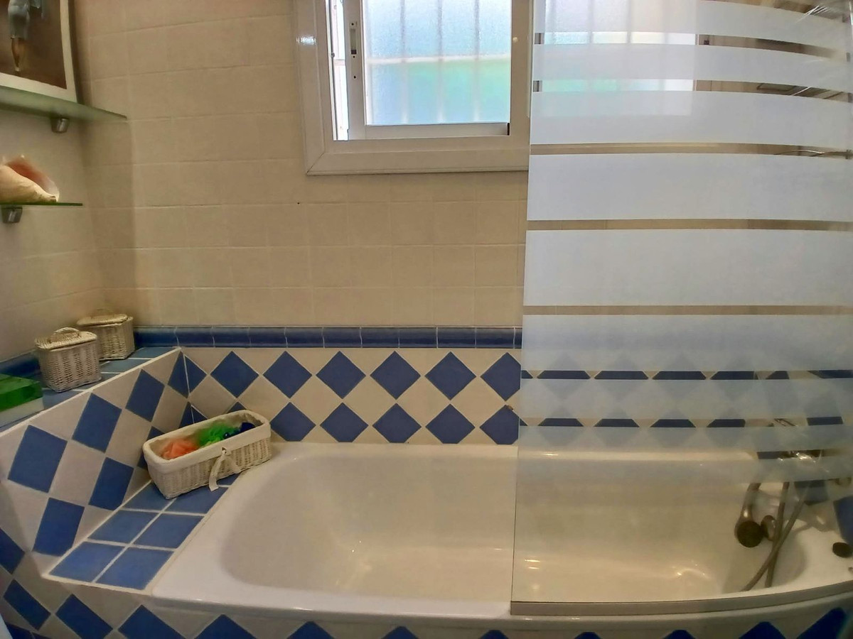 3 Bed Apartment for sale in Torrequebrada Costa Del Sol, Málaga, Spain