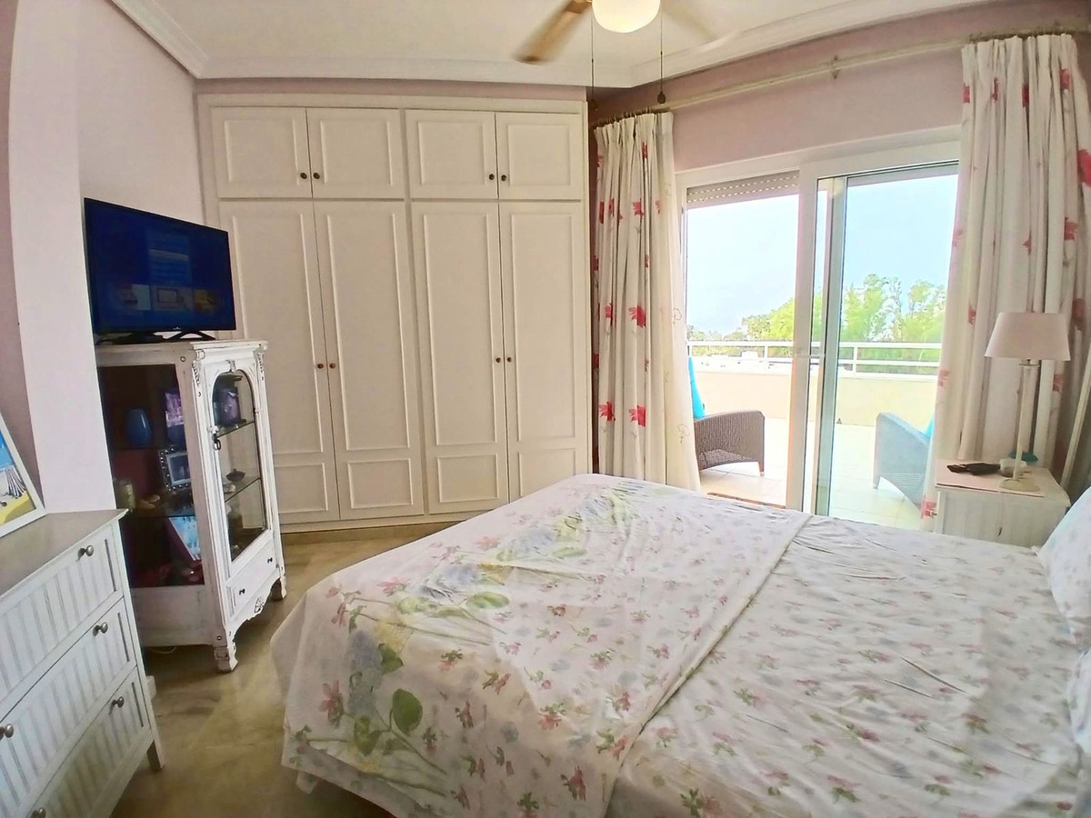 3 Bed Apartment for sale in Torrequebrada Costa Del Sol, Málaga, Spain
