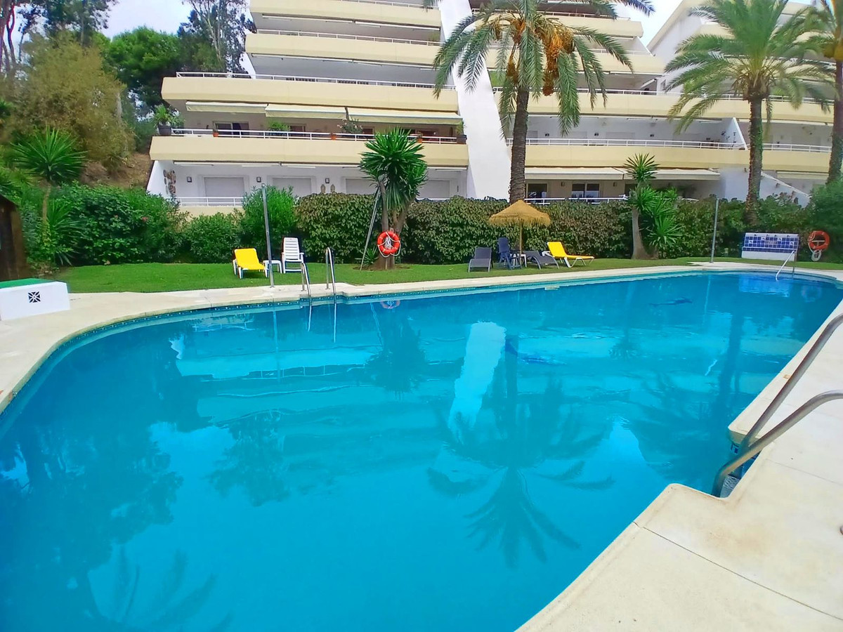 3 Bed Apartment for sale in Torrequebrada Costa Del Sol, Málaga, Spain