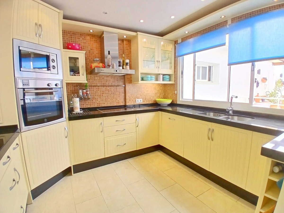 3 Bed Apartment for sale in Torrequebrada Costa Del Sol, Málaga, Spain