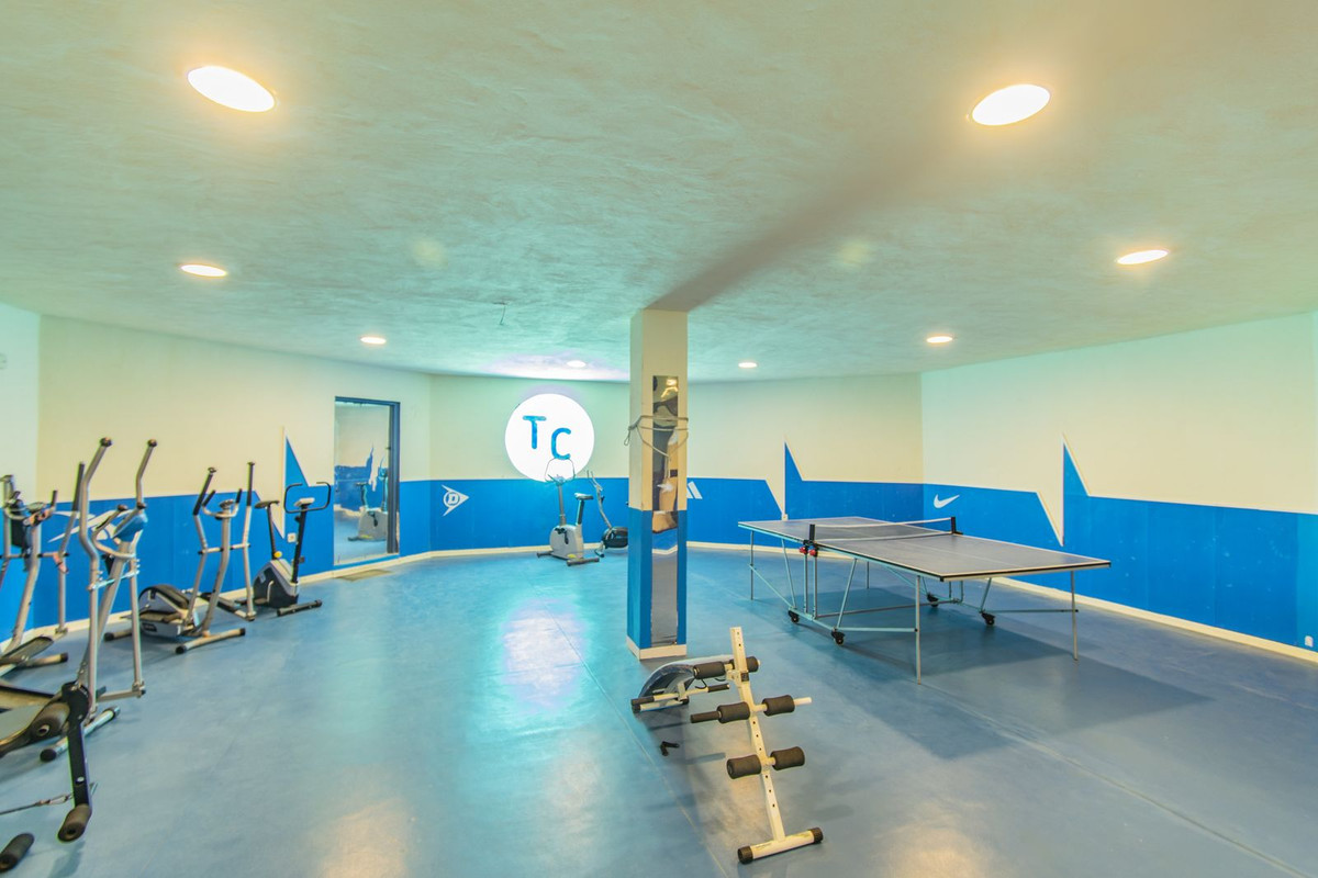 Se vende Apartamento en Planta Última de 3 dormitorios en Costa Del Sol, Málaga, España