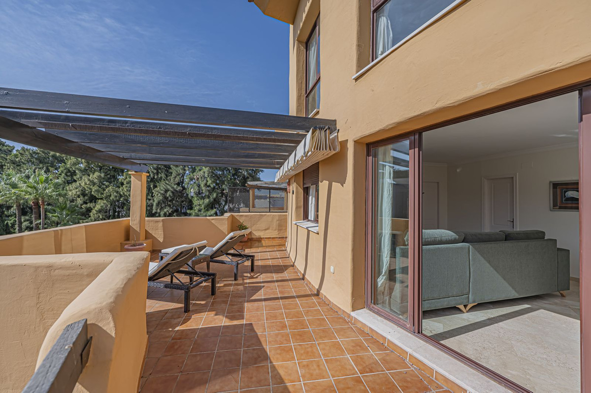 Se vende Apartamento en Planta Última de 3 dormitorios en Costa Del Sol, Málaga, España