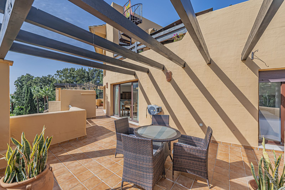 Se vende Apartamento en Planta Última de 3 dormitorios en Costa Del Sol, Málaga, España