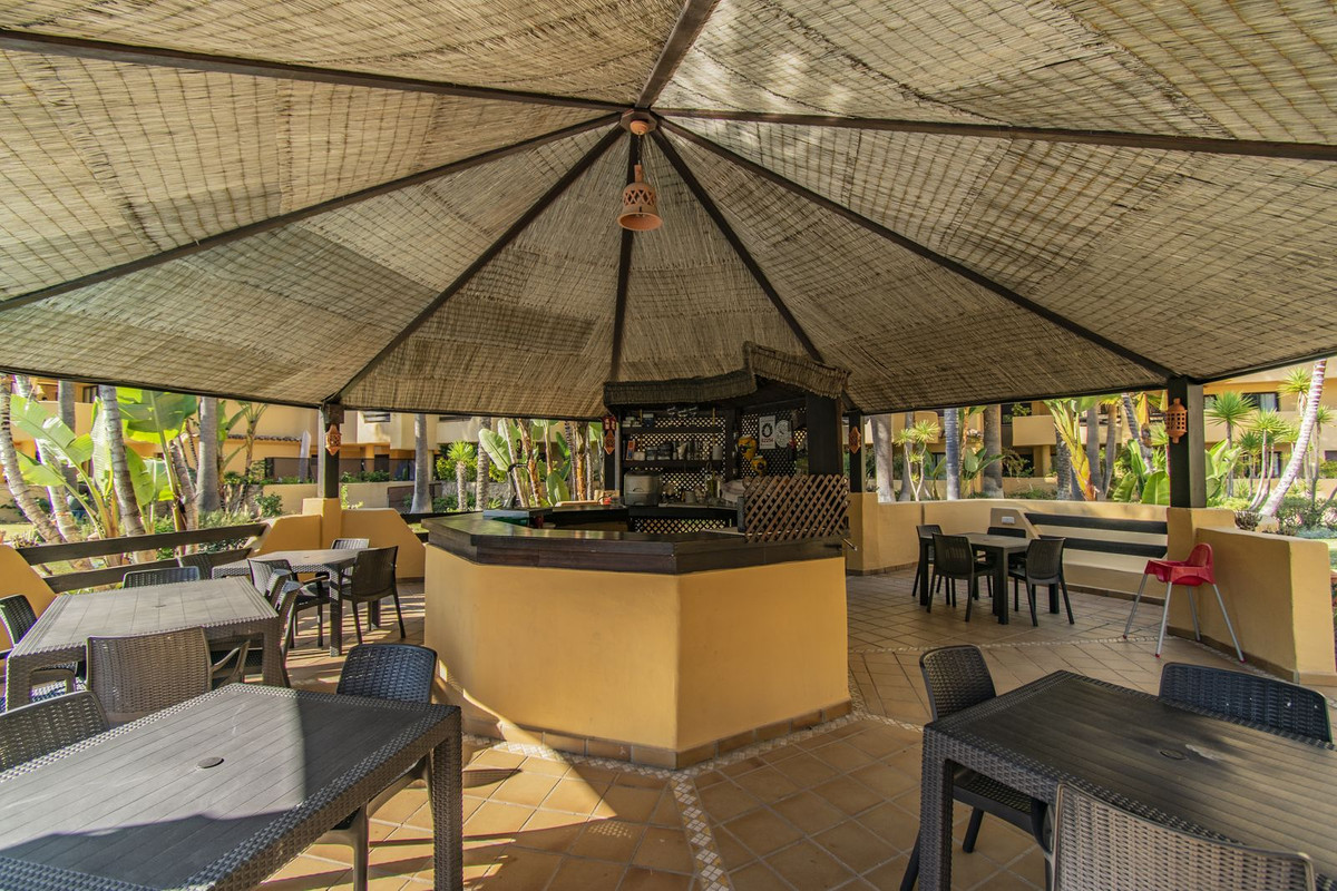 Se vende Apartamento en Planta Última de 3 dormitorios en Costa Del Sol, Málaga, España