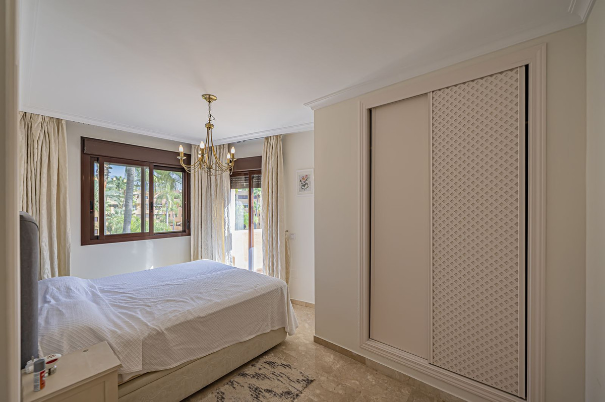 Se vende Apartamento en Planta Última de 3 dormitorios en Costa Del Sol, Málaga, España