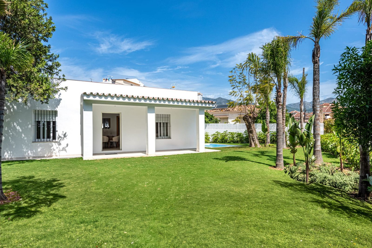 3 Bed Townhouse for sale in Los Boliches Costa Del Sol, Málaga, Spain