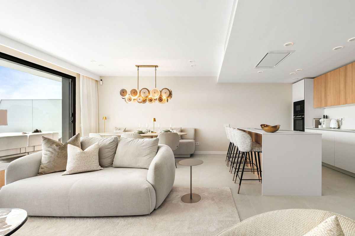 Se vende Apartamento Planta Media de 2 dormitorios en Costa Del Sol, Málaga, España
