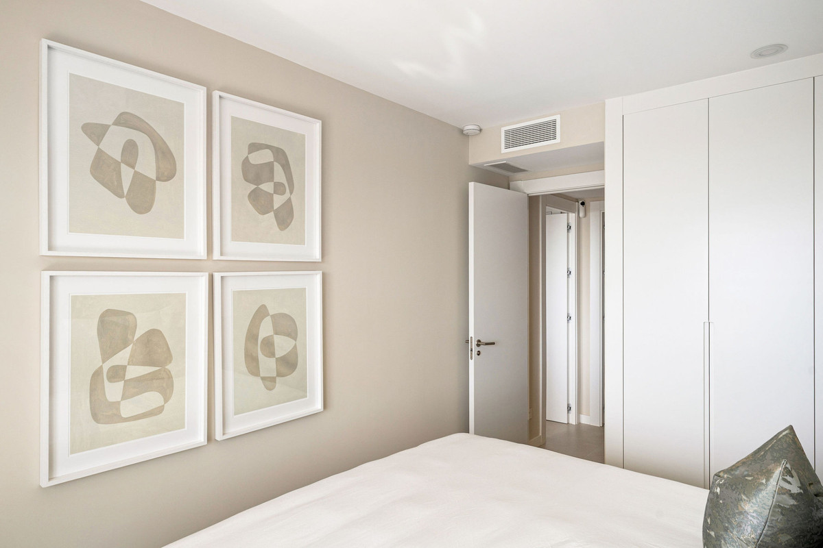 Se vende Apartamento Planta Media de 2 dormitorios en Costa Del Sol, Málaga, España