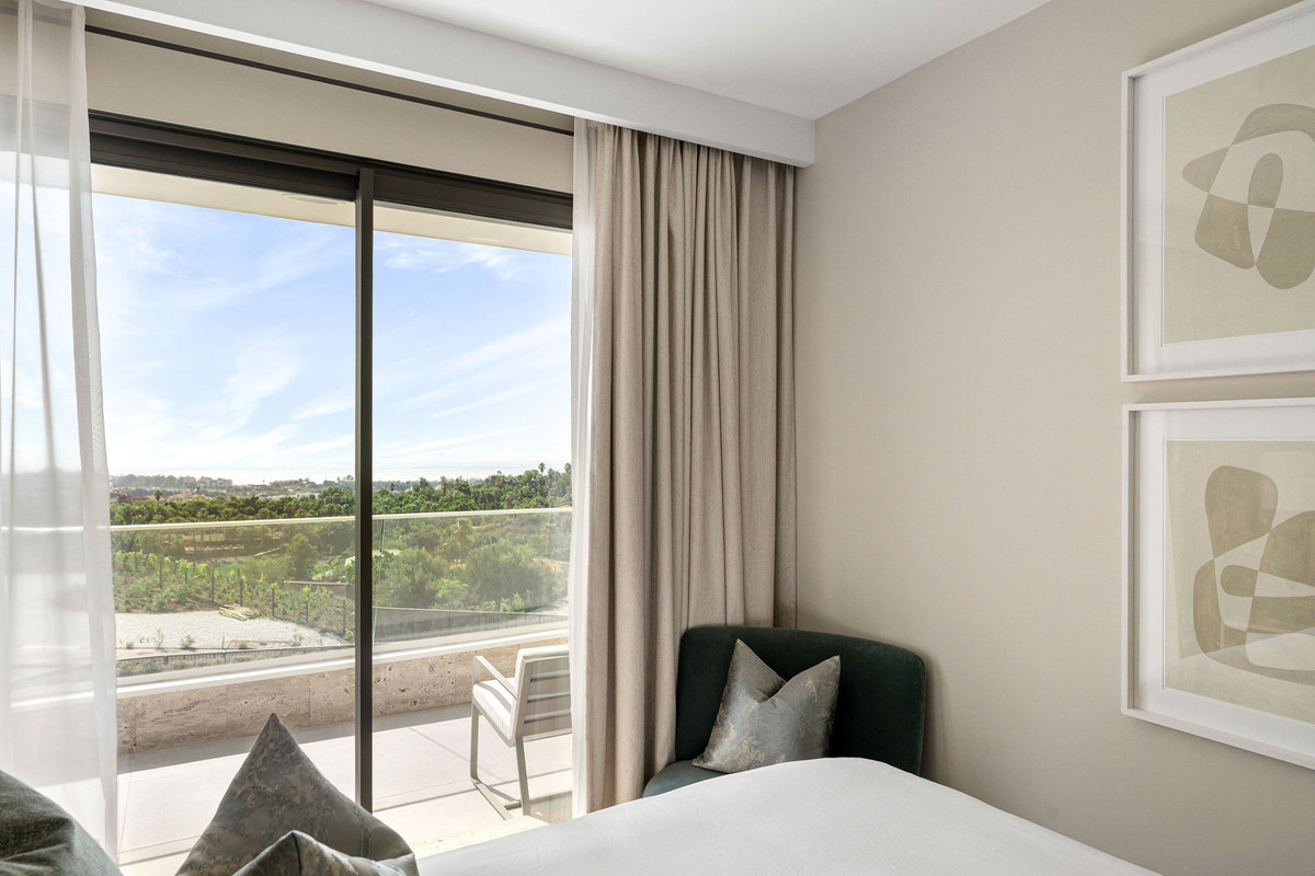Se vende Apartamento Planta Media de 2 dormitorios en Costa Del Sol, Málaga, España
